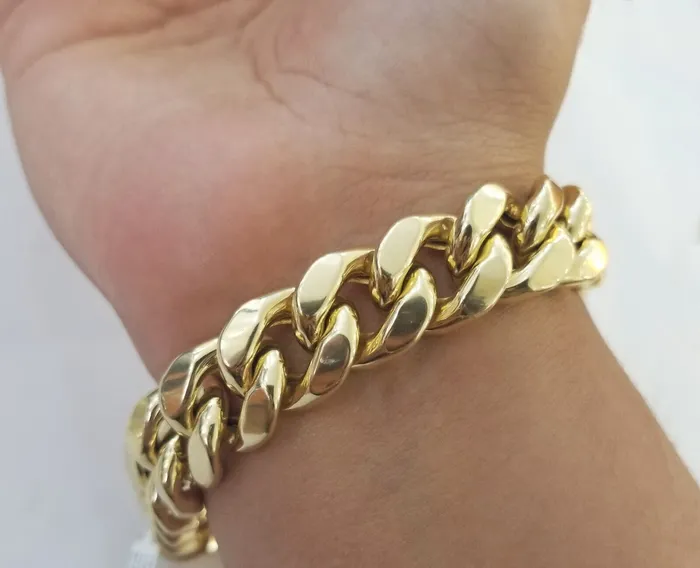 10K Yellow Gold Bracelet 15mm Miami Cuban Link 9 inch Real 10kt Gold Thickmens Gold and Diamond Bracelets 10K Yellow Gold Bracelet 15mm Miami Cuban Link 9 inch Real 10kt Gold Thickmens Gold and Diamond Bracelets