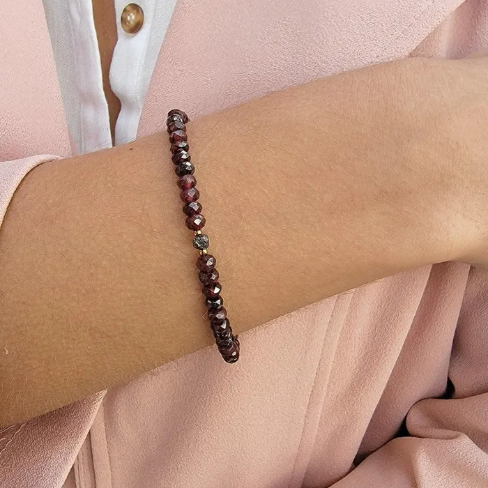 Bracelets Uniquelan Jewelry Natural Garnet and Raw Diamond Bracelet