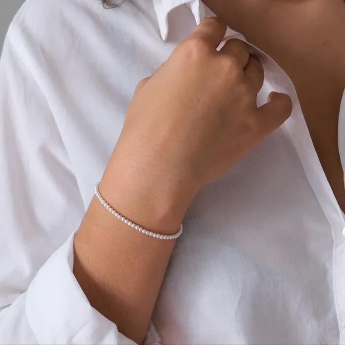 Bracelets Vivien Frank Designs White Pearl Bracelet 14k gold